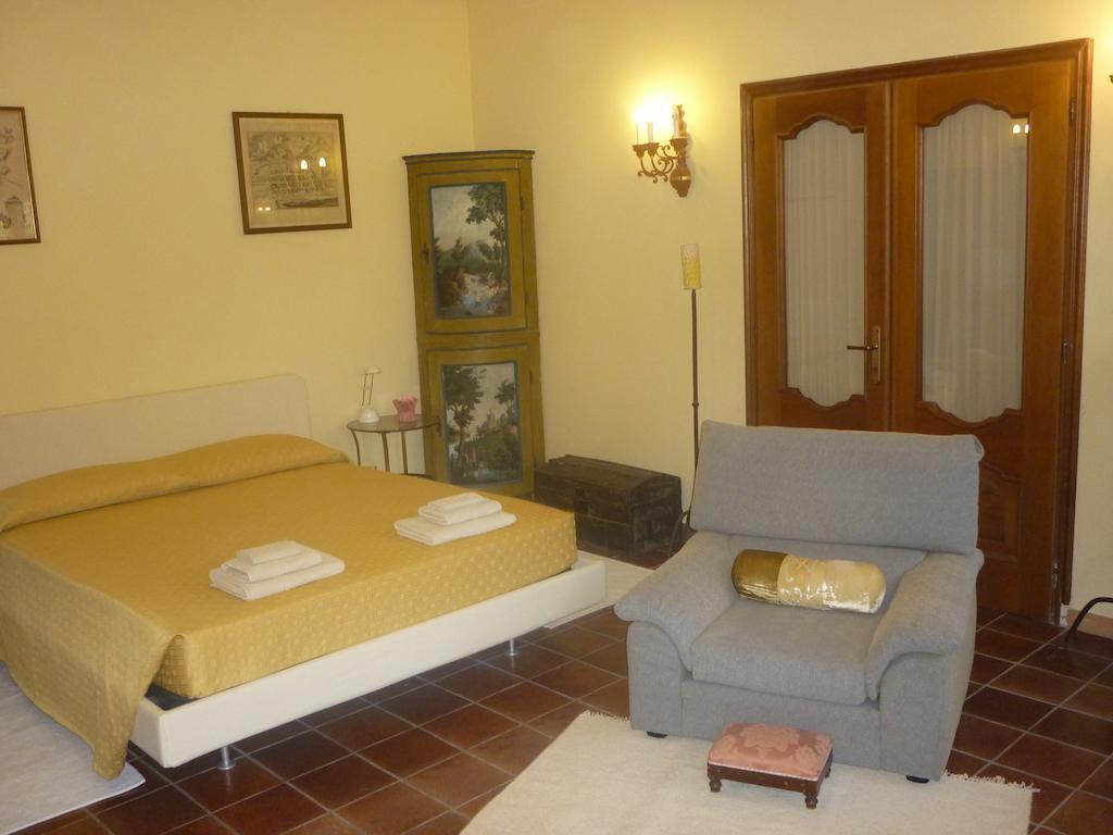 Hotel Art Peace And Food Villanova d'Asti Pokoj fotografie
